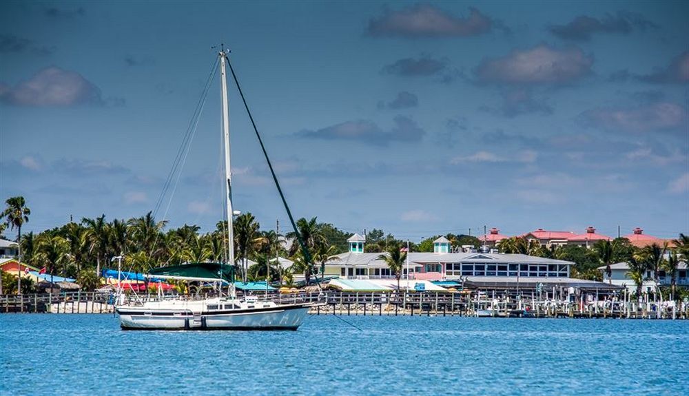 Capt Hirams Resort Sebastian Eksteriør billede